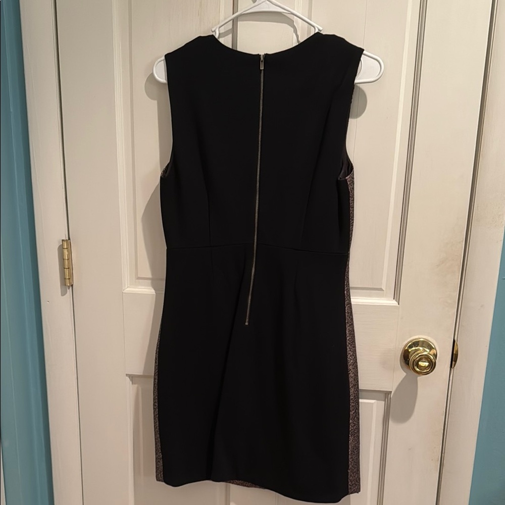 ✨HP✨ Diane Von Furstenberg Dress - Picture 3 of 3